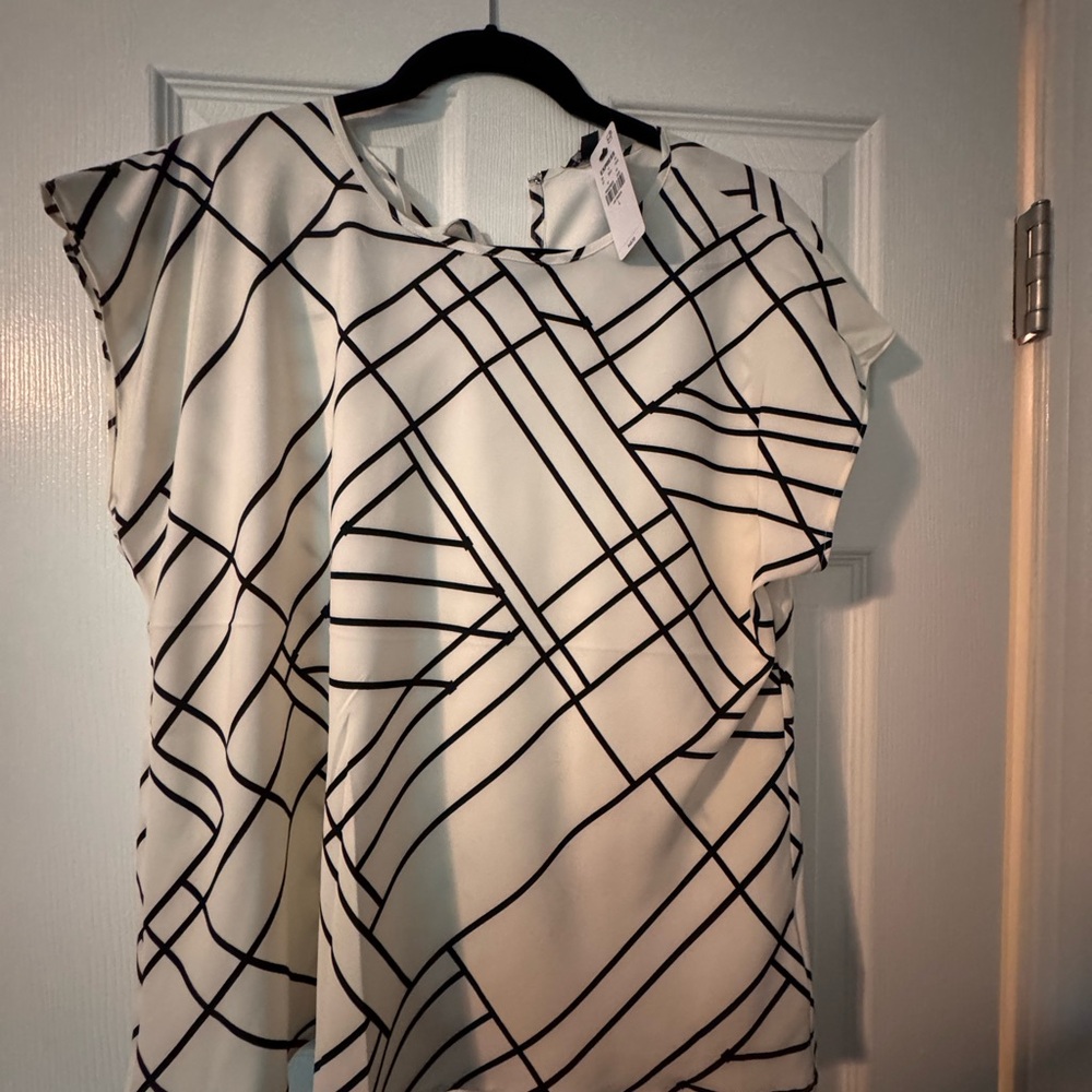 Express Monochrome Patterned Top